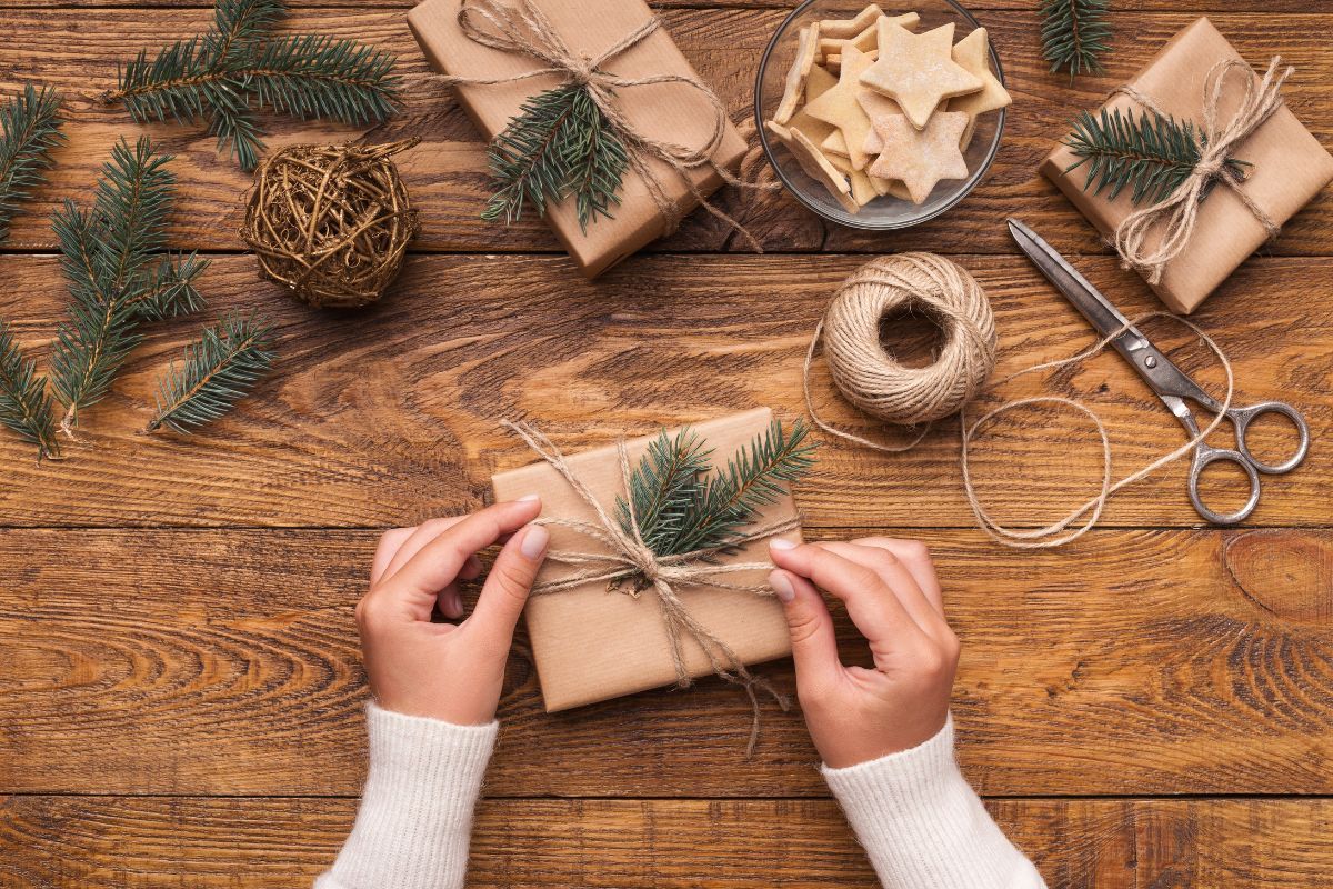 Écolo et ingénieux ! Découvrez ces idées d'emballages cadeaux DIY pour vos cadeaux de Noël