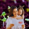 La carte à planter pour la fête des mères : Le cadeau écolo qui fera son effet ! Offrez à votre maman une carte naturelle et réutilisable, qui donnera une jolie plante