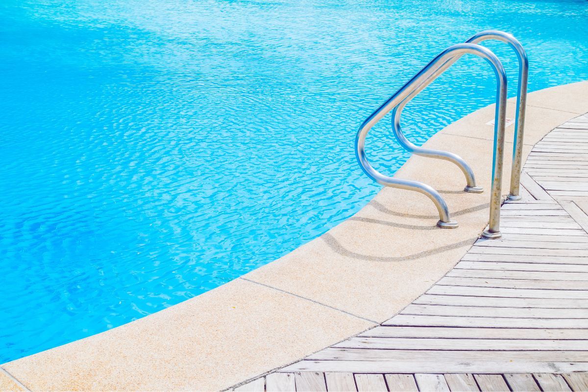 7 étapes pour fabriquer la piscine de vos rêves