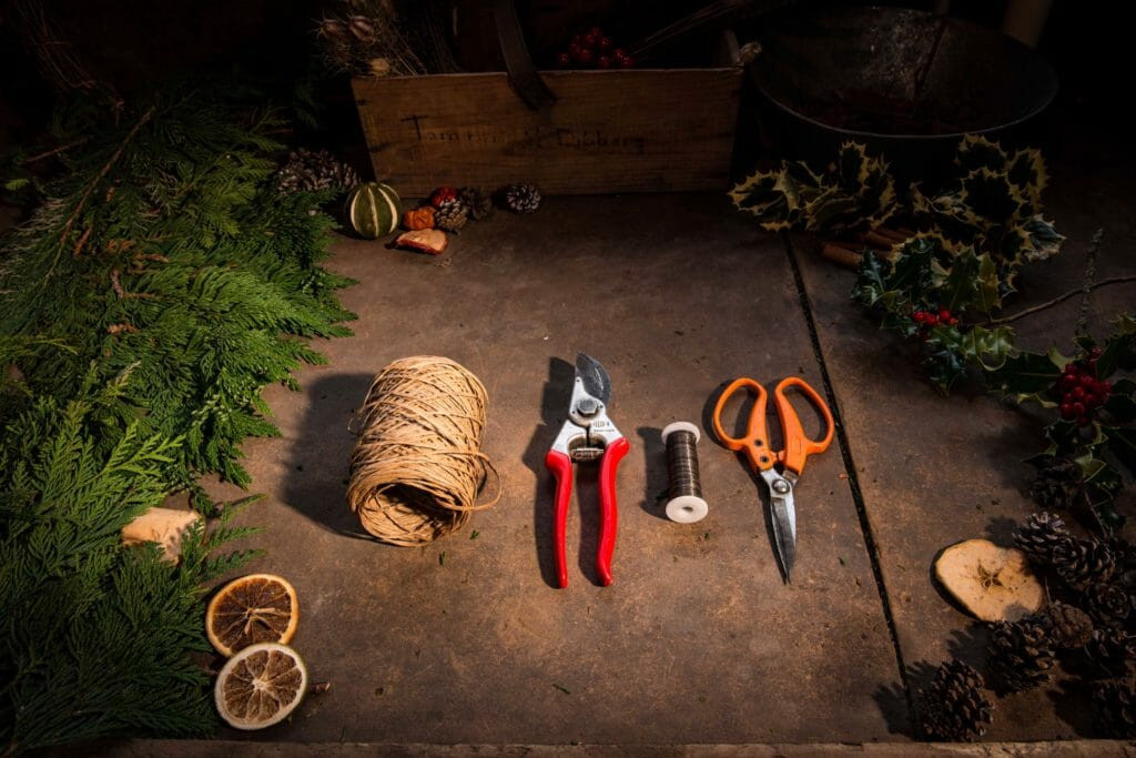 Matériel fabrication couronne de noel