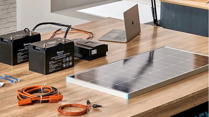 Ce qu’il faut savoir sur les kits de panneaux solaire à installer soi même