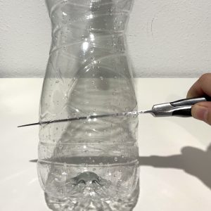 Couper bouteille en plastique