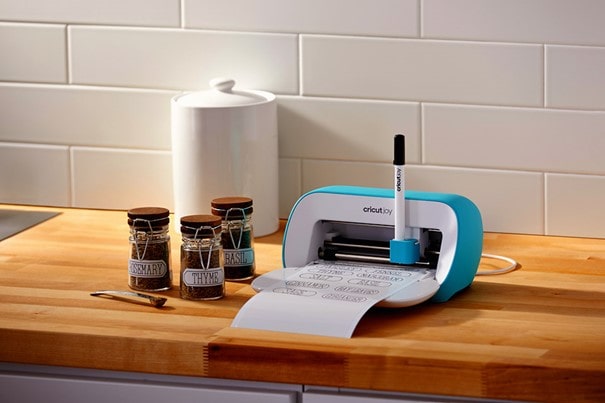 Machine cricut sur bois