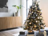Décorer sapin de Noël