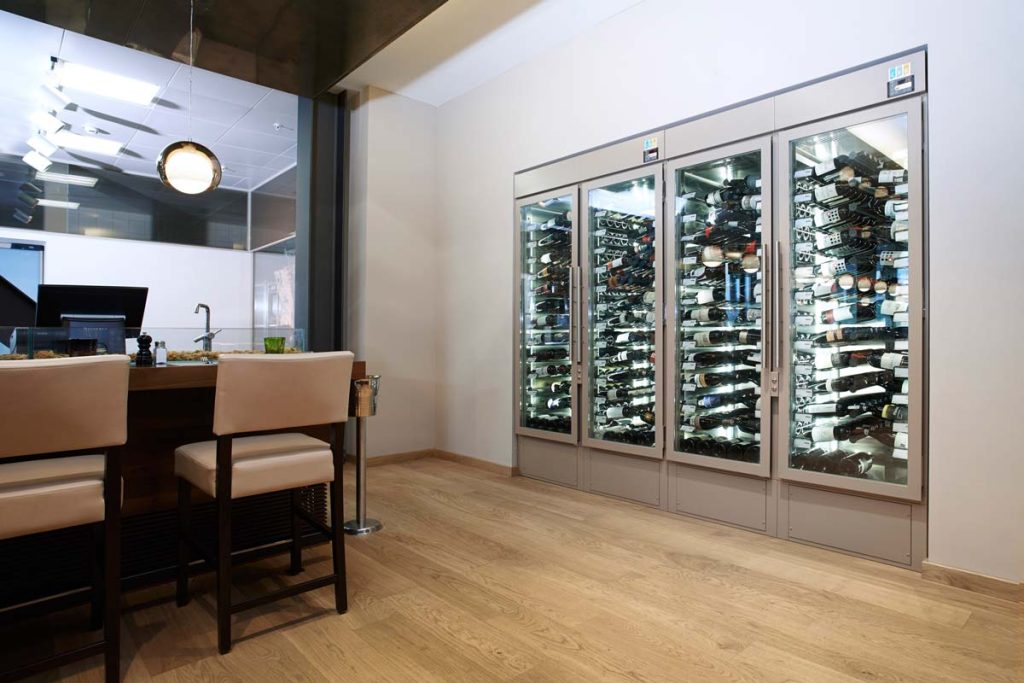 cave à vin en verre